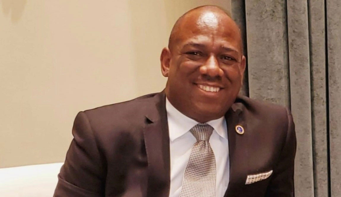 GUYANA | Rickford Burke calls on the Ali government to enlighten the people about the Venezuela Threat.